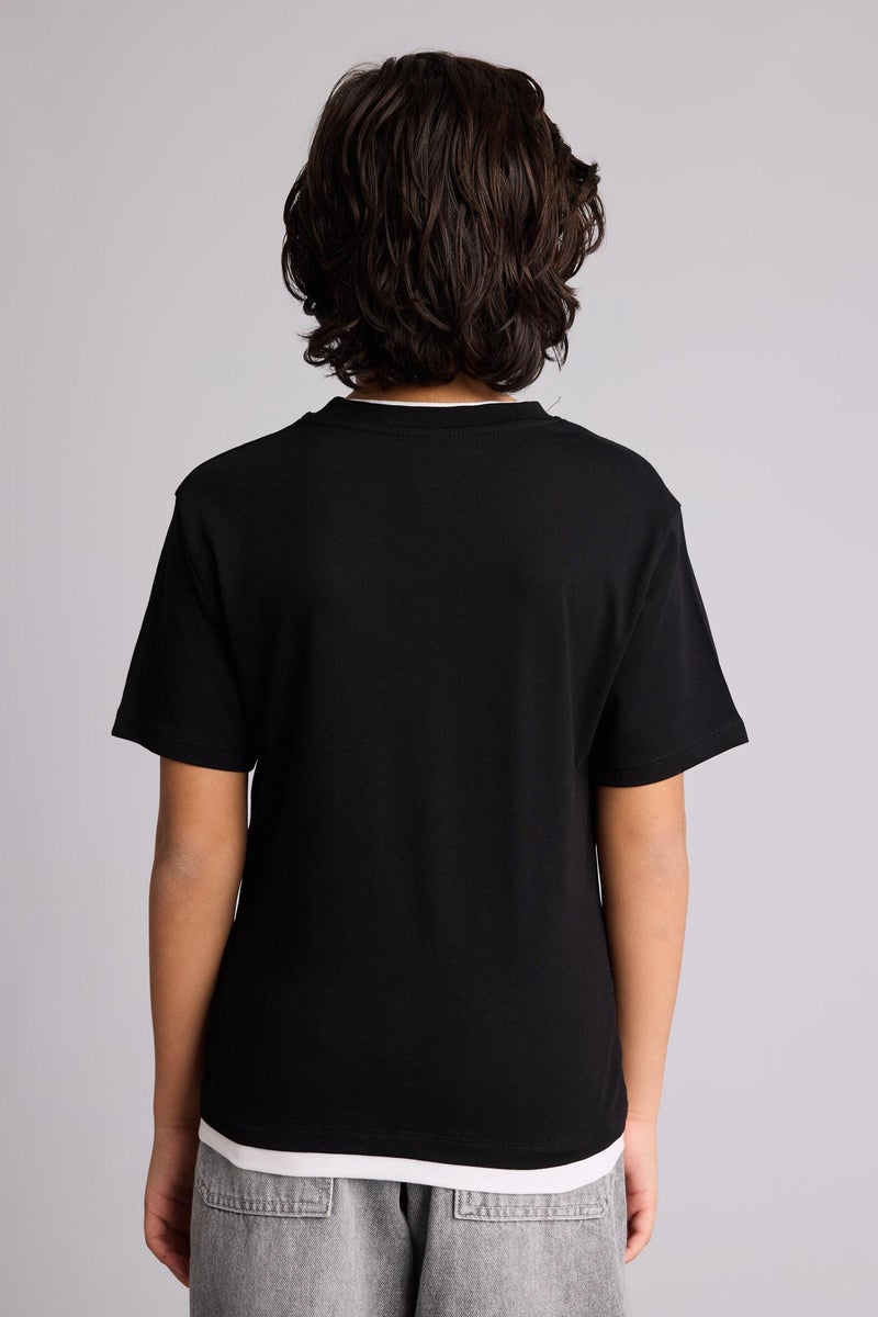 ديفاكتو تيشيرت اولادي نص كم قصة عادية برقبة مستديرة - Image 5